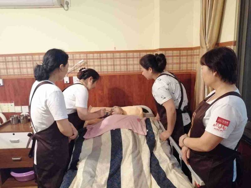 上海浦东新区沪东社区敬老院